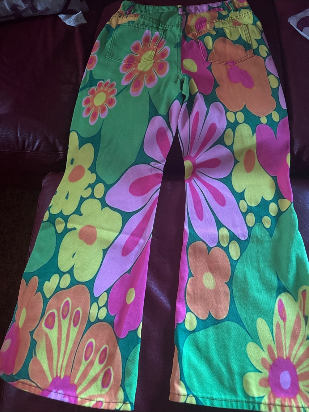 Green Floral Wide-Leg Women’s Jeans - Picture 4 of 4